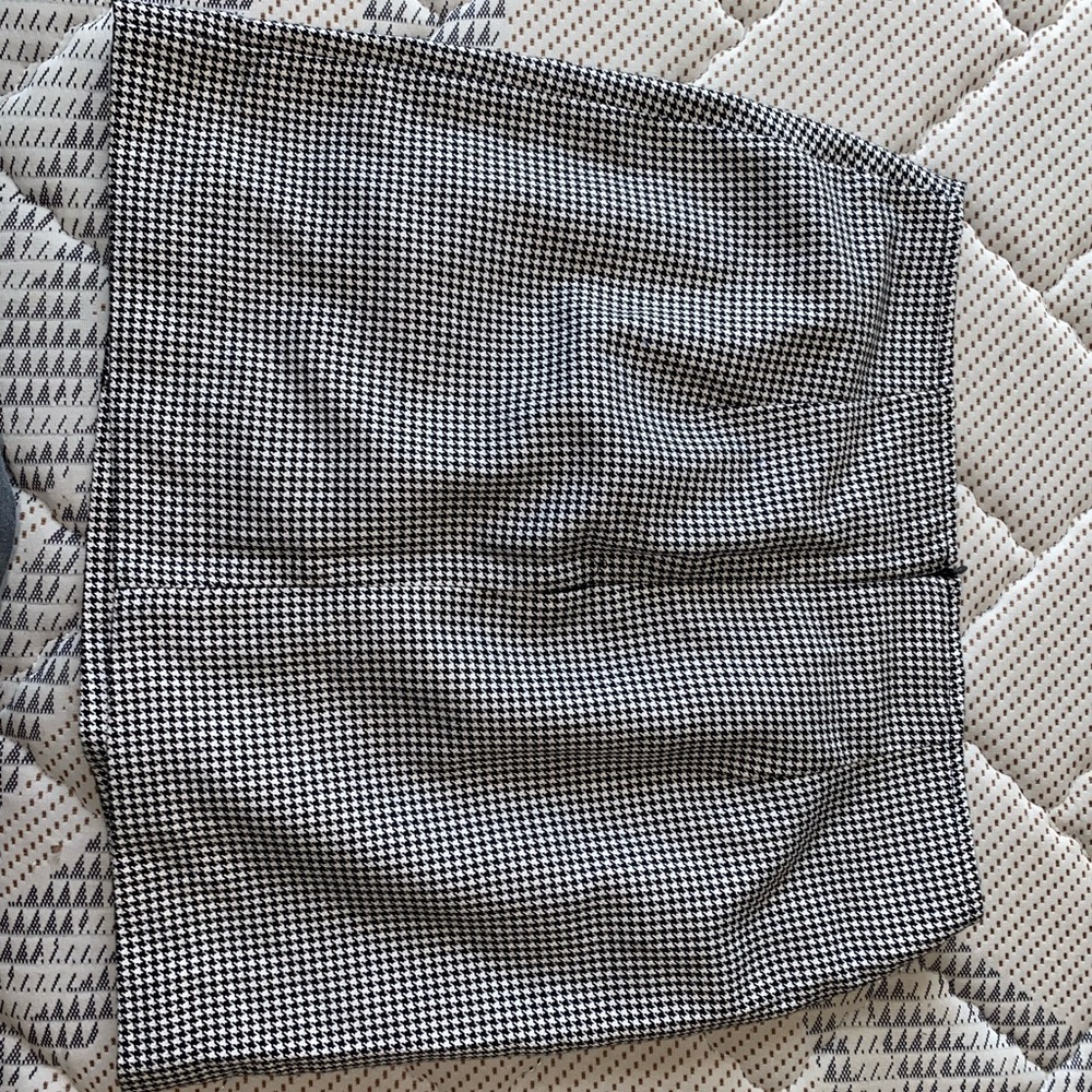 Pattern Mini Skirt - Picture 4 of 4